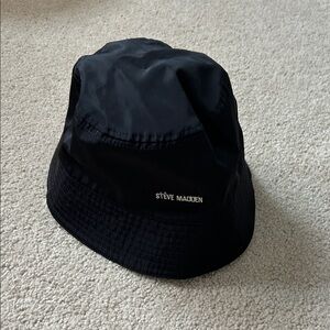 Steve Madden Classic Black Bucket Hat